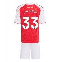 Arsenal Riccardo Calafiori #33 Domáci Detský futbalový dres 2025-26 Krátky Rukáv (+ trenírky)